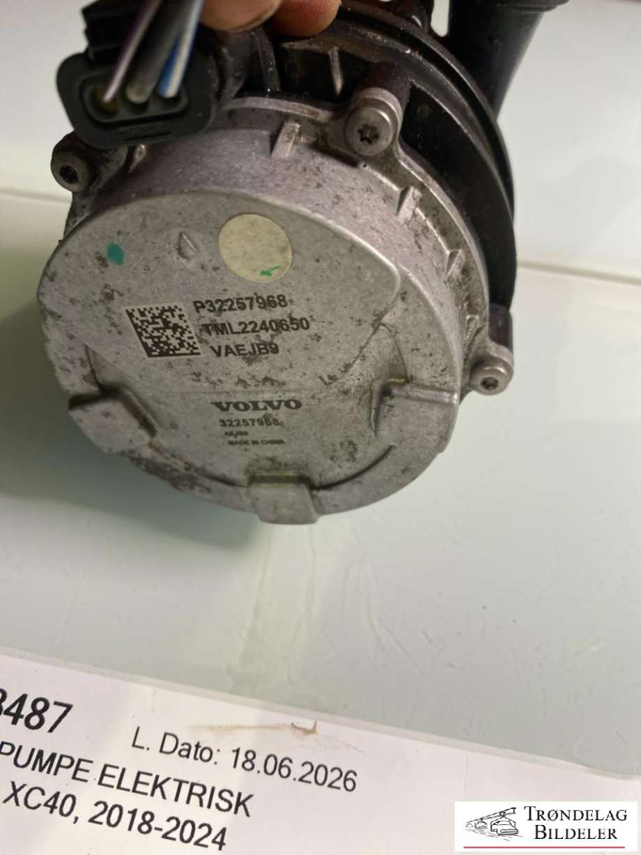 Vannpumpe elektrisk til Volvo XC40 2018-2024  (32257968|)