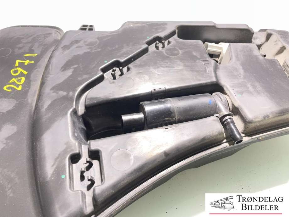 Spylertank til BMW 5-Serie 2017-->> (G30/G31) (G30/G31) (61668491830|)