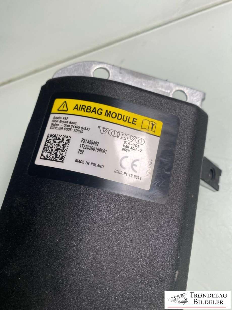Airbag kne til Volvo XC40 2018-2024  (31455402|)