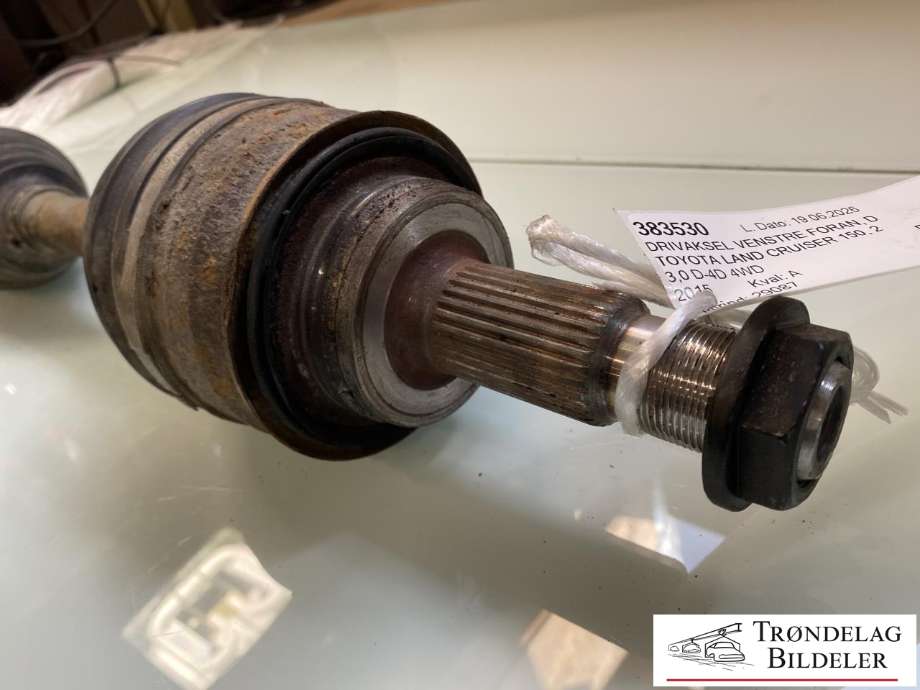 Drivaksel venstre foran, diesel/automat til Toyota Land Cruiser 150 2014-->> (Fase 2)  (4343060082|)