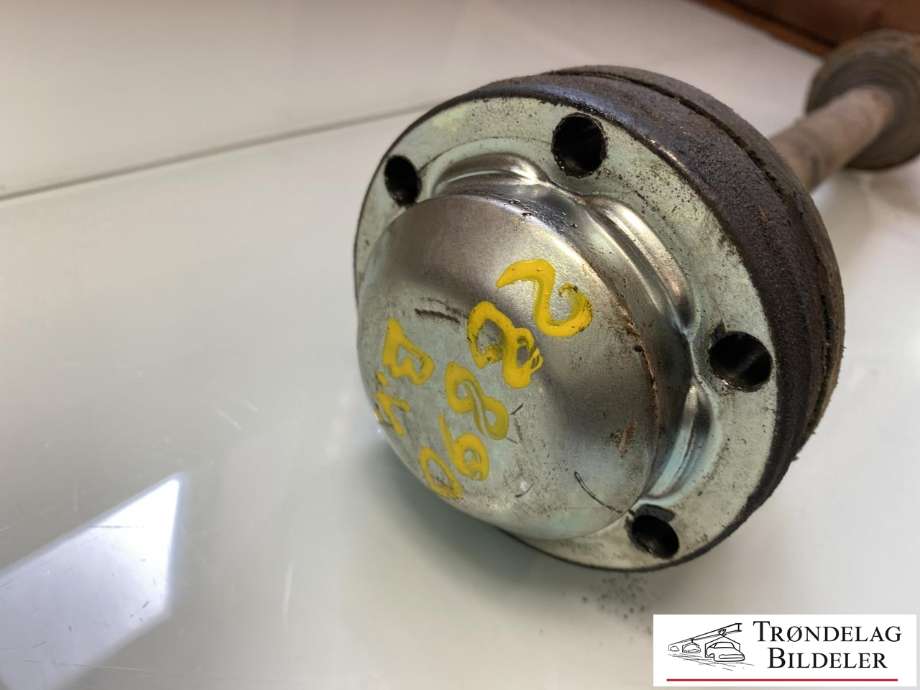 Drivaksel venstre bak, bensin/automat til Audi A7 2010-2014 (Type I, Fase 1)  (8R0 501 203 DX|)