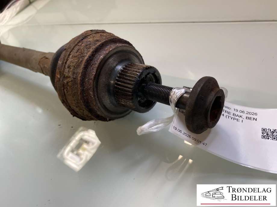Drivaksel venstre bak, bensin/automat til Audi A7 2010-2014 (Type I, Fase 1)  (8R0 501 203 DX|)