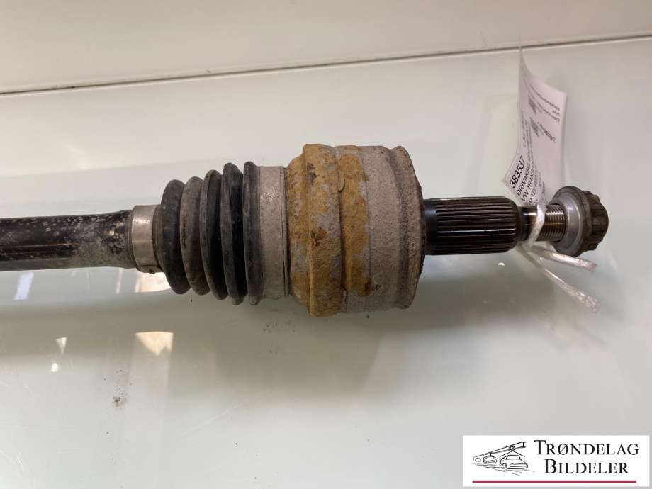Drivaksel venstre bak, diesel/automat til VW Transporter / Caravelle 2019-->> (T6.1) (T6.1) (7E0501201B|7E0501201C|7E0501201BX|7E0501201CX|)