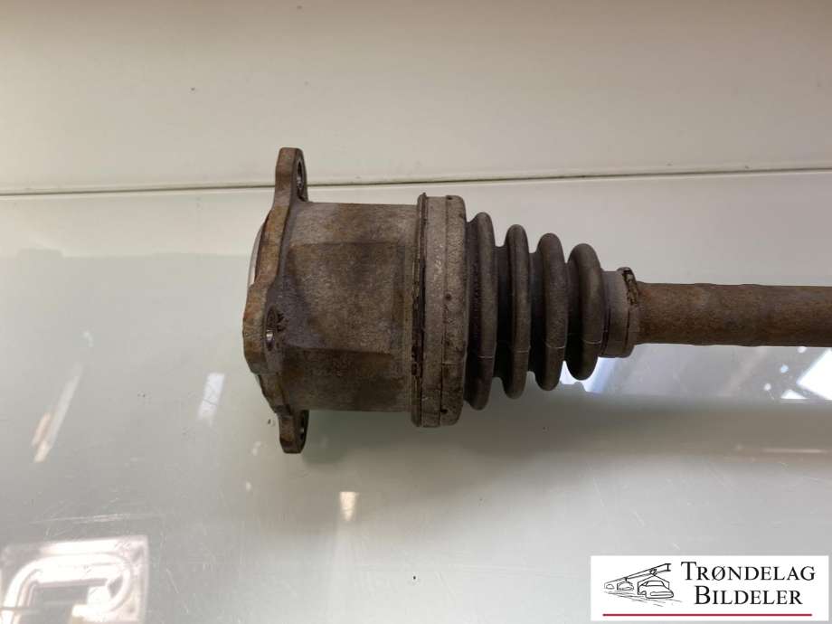Drivaksel venstre bak, diesel/manuell til Toyota Hiace 2001-2006 (Fase 2)  (42340-26070|)