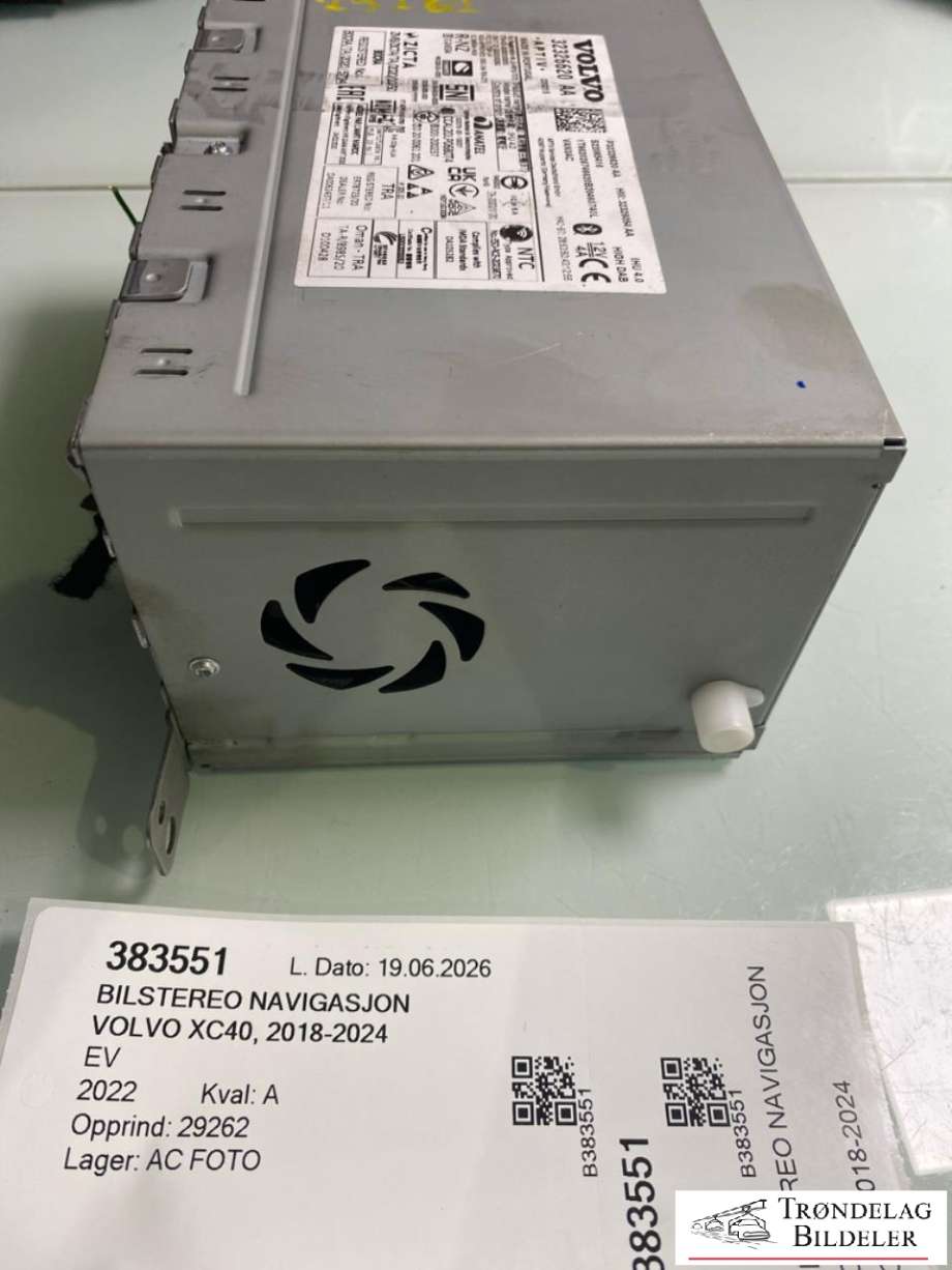 Bilstereo navigasjon til Volvo XC40 2018-2024 (36003422|32326620|8F11)