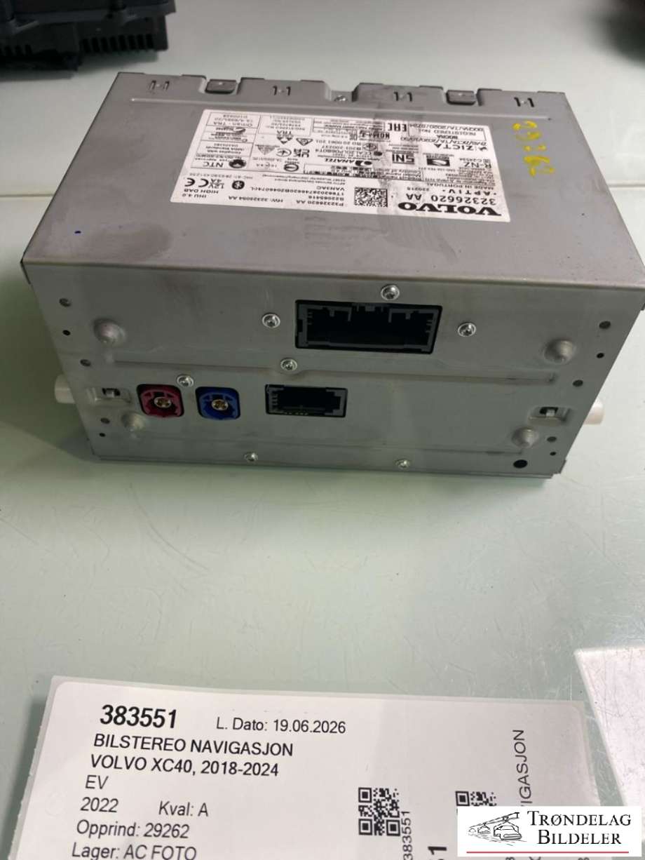 Bilstereo navigasjon til Volvo XC40 2018-2024 (36003422|32326620|8F11)