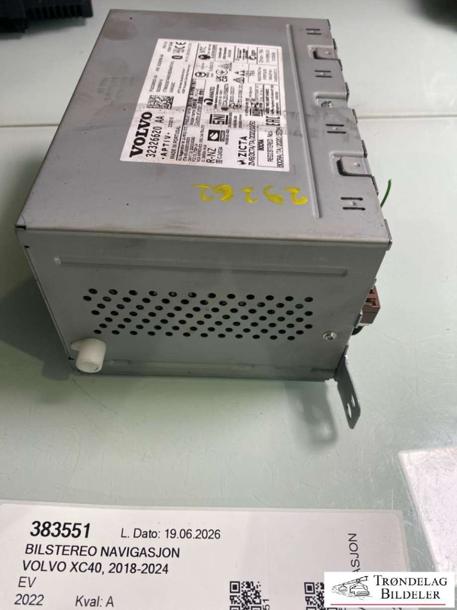 Bilstereo navigasjon til Volvo XC40 2018-2024 (36003422|32326620|8F11)