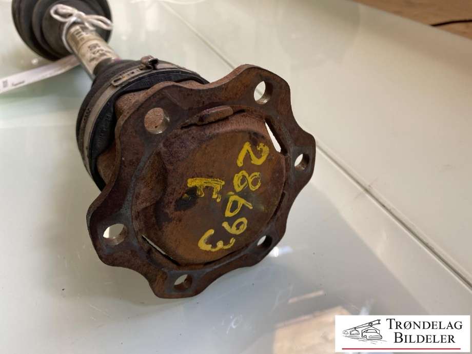 Drivaksel venstre foran, diesel/manuell til Audi A4 2007-2014 (Type IV) (B8) (B8) (8K0 407 271 Q|)