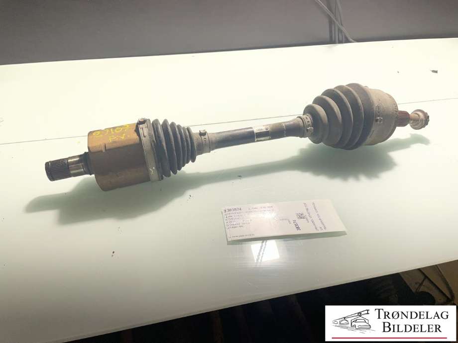 Drivaksel venstre foran, diesel/automat til VW Transporter / Caravelle 2015-2019 (T6) (T6) (7E0407271P|7LA407271E|7E0407451AX)