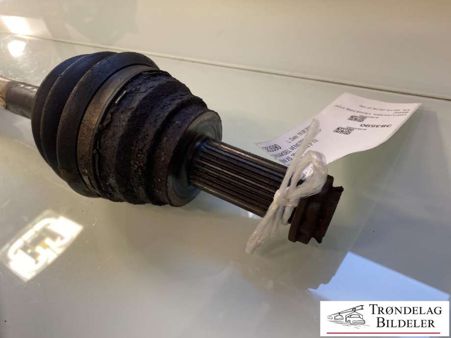 Drivaksel venstre foran, diesel/automat til BMW X5 2013-2018 (F15) (F15) (31607607937|31607622913|31607629881|31608631747|)