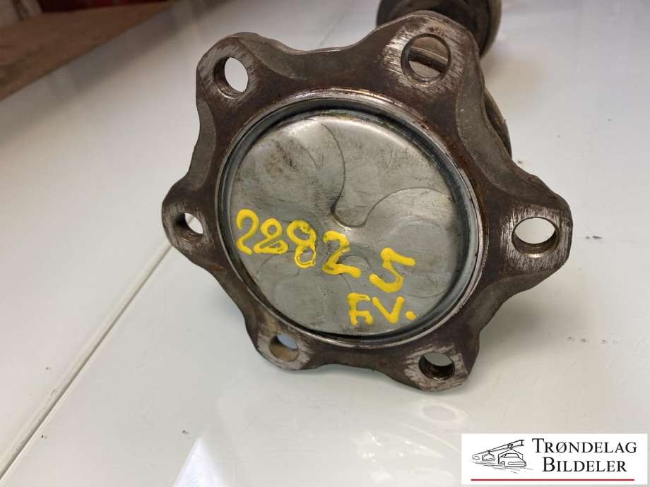 Drivaksel venstre foran, diesel/manuell til Toyota Hiace 2001-2006 (Fase 2)  (4343026032|4343026033|)