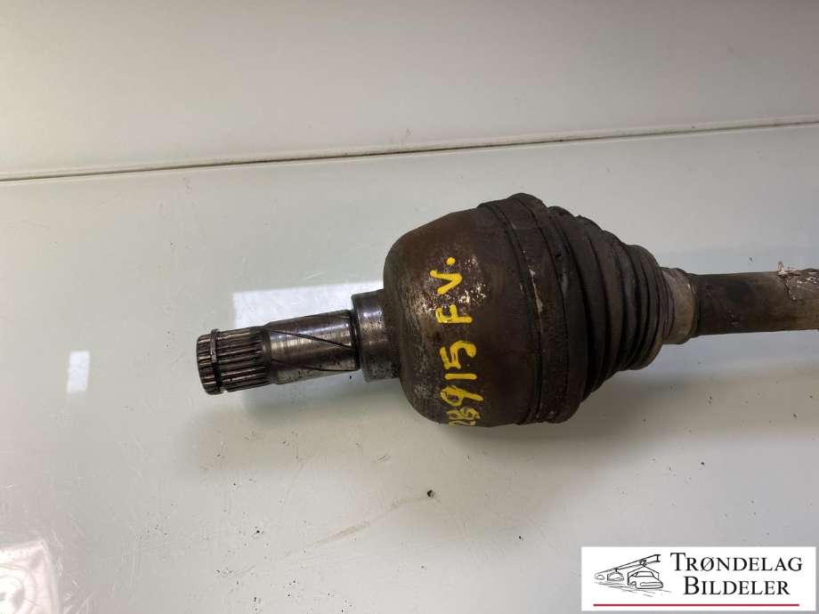 Drivaksel venstre foran, diesel/manuell til Volvo V70 2007-2013 (Type III, Fase 1)  (36011285|)