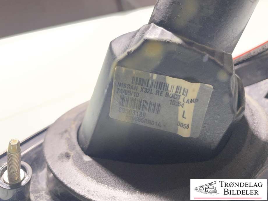 Baklykt venstre indre til Nissan Qashqai 2010-2014 (Type I, Fase 2)  (26555-BR01A|89503189|)