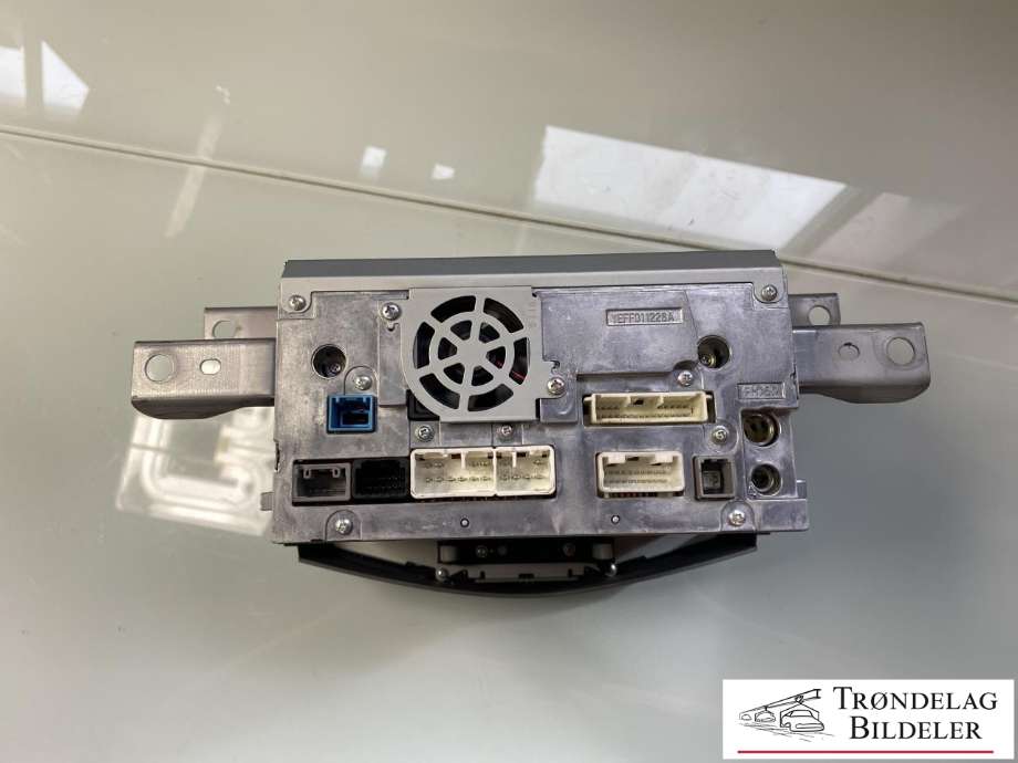 Bilstereo til Toyota RAV4 2006-2009 (Type III, Fase 1) (8612042220|)