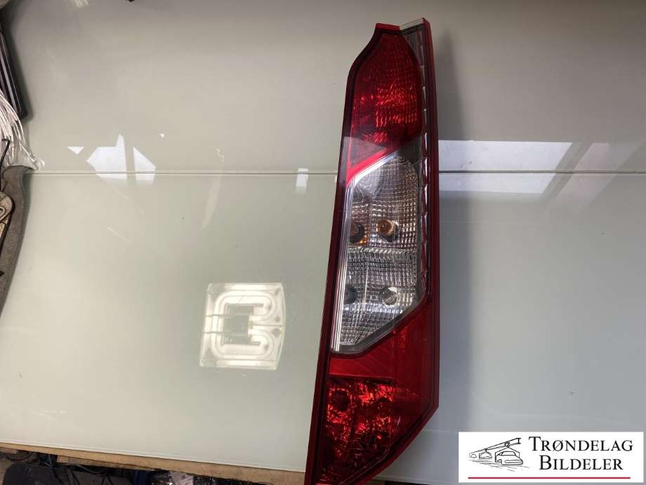 Baklykt høyre til Ford Transit Connect 2013-2018 Type II, Fase 1 (DT11-13404-AD|2390058|90019013|90055497|1908967|1824731|1827836)