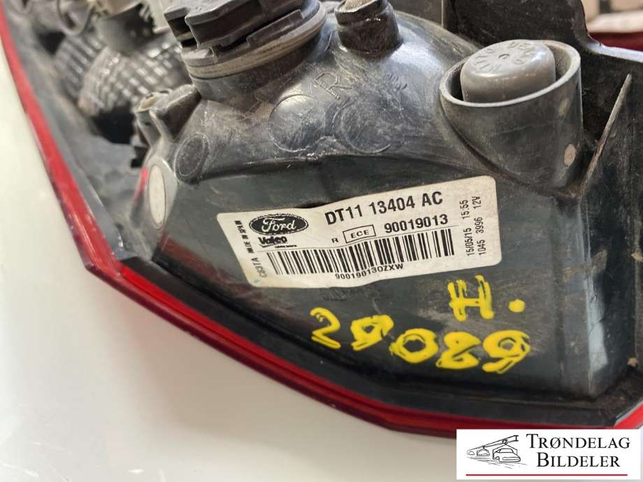 Baklykt høyre til Ford Transit Connect 2013-2018 Type II, Fase 1 (DT11-13404-AD|2390058|90019013|90055497|1908967|1824731|1827836)