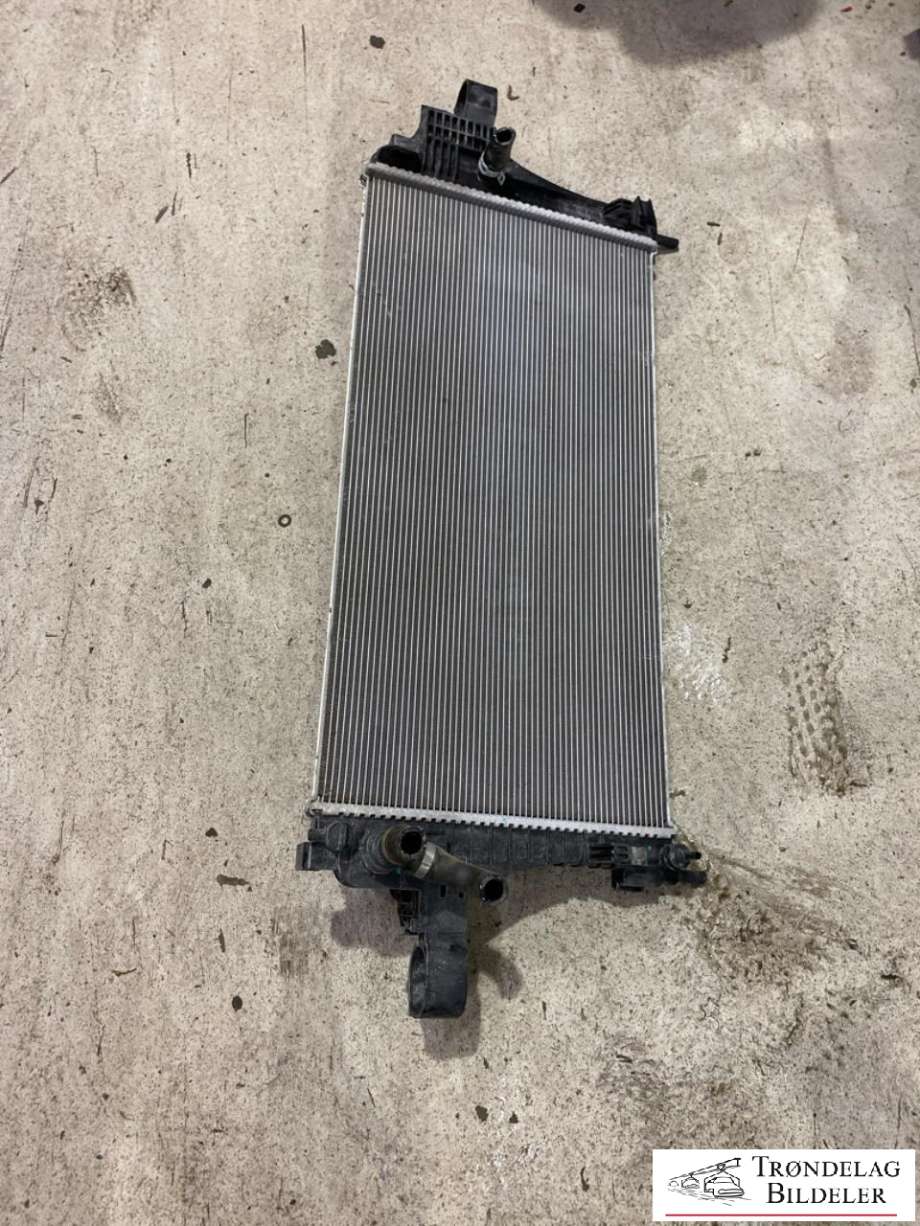 Radiator (automat gir) til Volvo XC40 2018-2024 (31686548|)