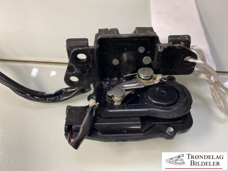 Baklukelås til Toyota Prius 2009-2016 (Type III) (COMBI) (COMBI) (69350-47020|69350-47040|69350-47041|69350-47042|)