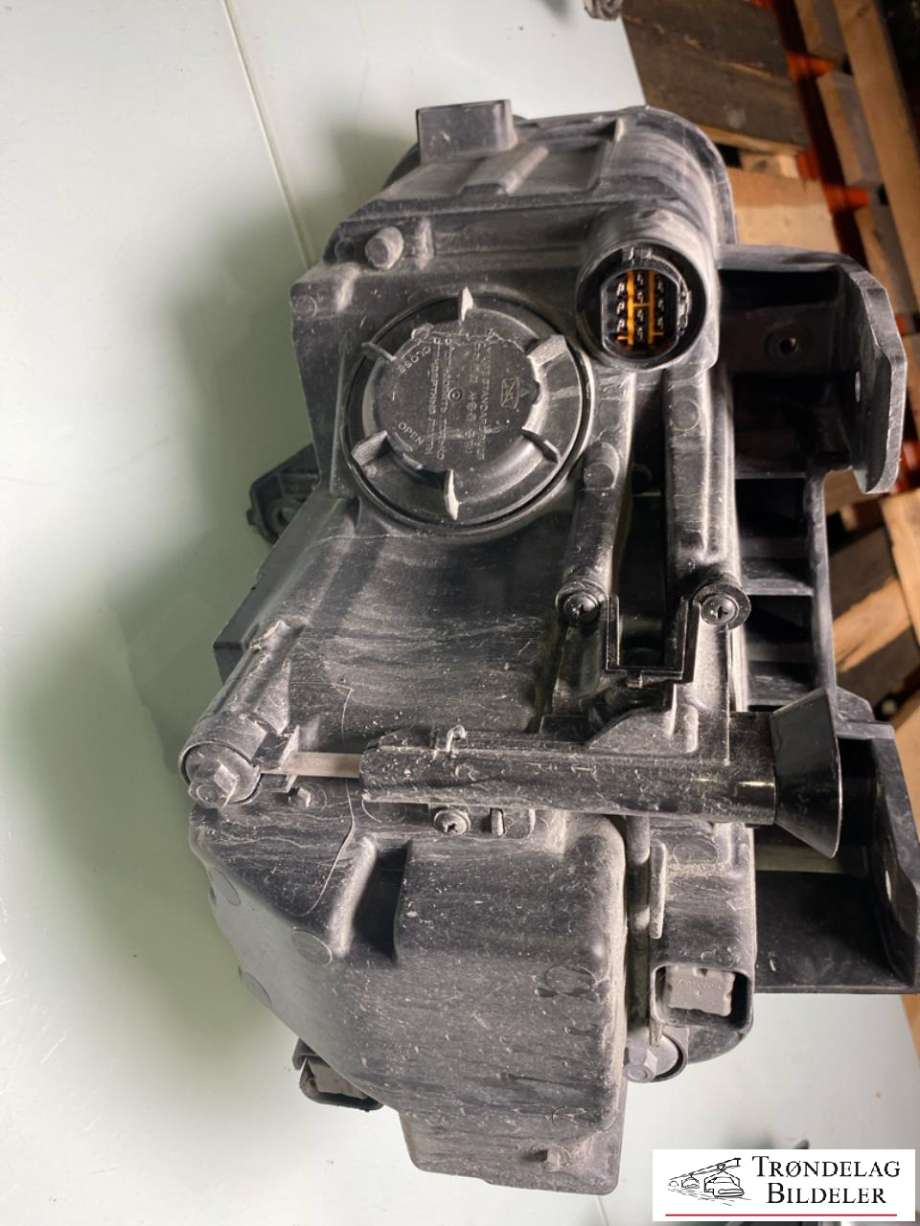 Frontlykt høyre full-LED til Hyundai Kona 2017-2021 (Type I, Fase 1)  (92102J 9150|)
