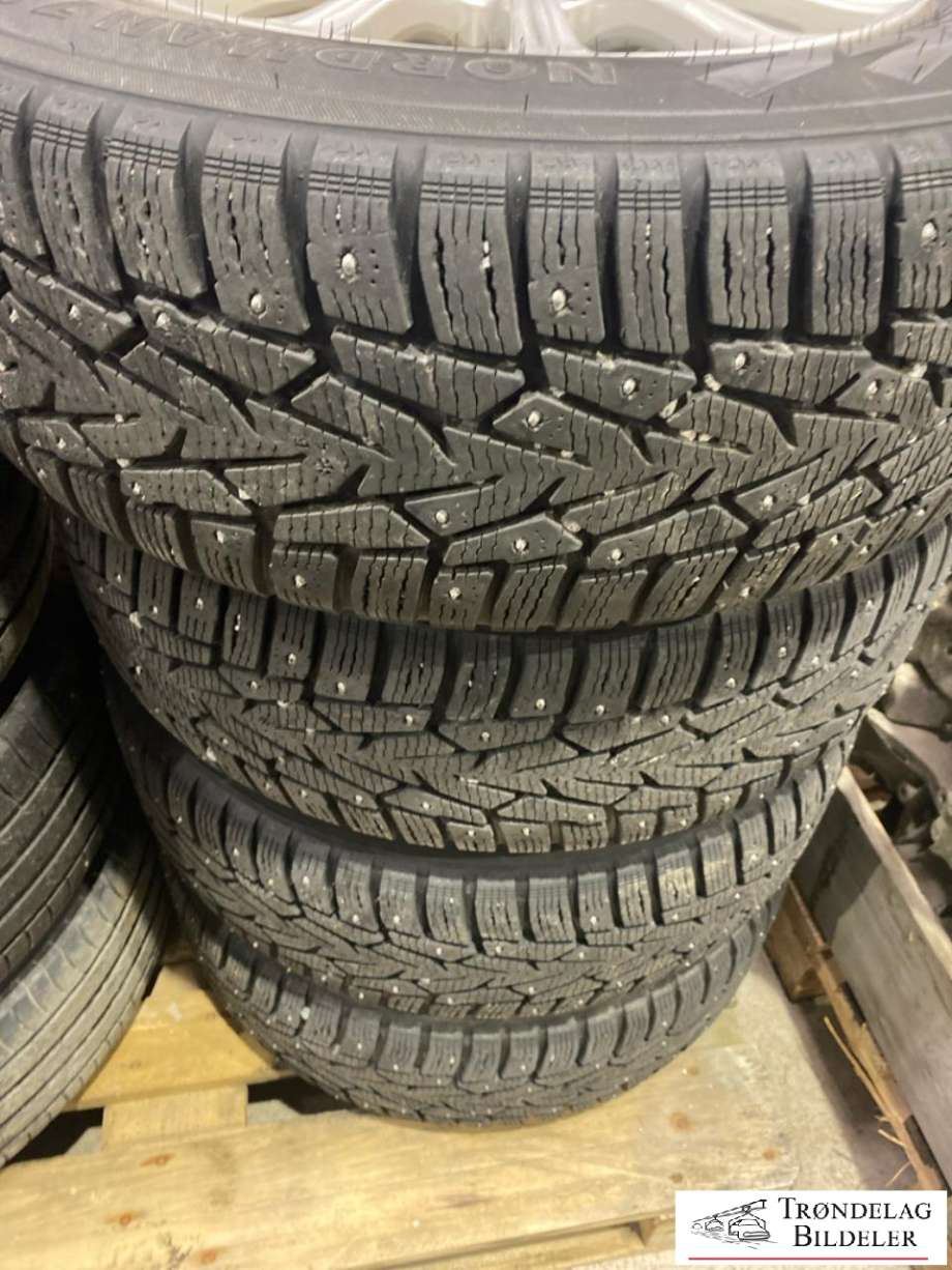 Hjulsett aluminium vinter til Subaru Forester 2008-2013 (Type III) (NOKIAN NORMAN 7 SUV|215/65-16 102T 7J16 5X100/ET48/CB56|1MM PIGG|MØNSTERDYBDE 8MM|PROD 30/2019)