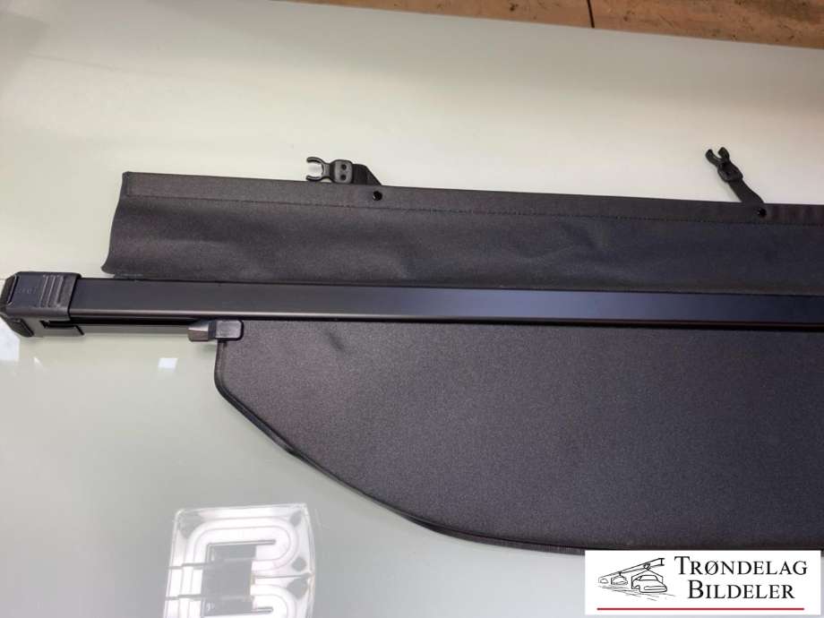 Bagasjerom rollon til Toyota RAV4 2016-2019 (Type IV, Fase 2)  (6491042040C0|)