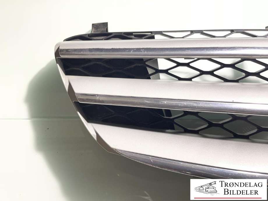 Grill til Mercedes R-Klasse 2006-2013 (W251) (W251) (A 251 880 03 83  9776|)