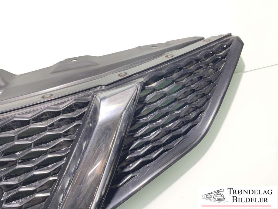 Grill til Nissan Qashqai 2014-2021 (Type II) (62310-4EA1D|)