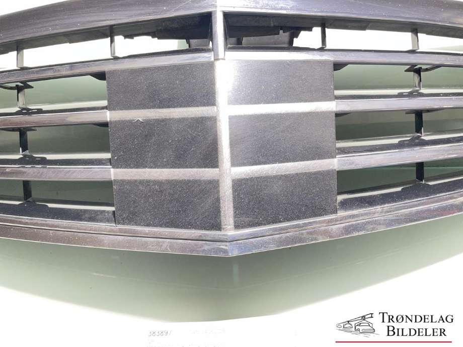 Grill til Mercedes E-Klasse 2009-2013 (Fase 1) (W212) (W212) (A 212 880 03 83  9040|A 212 880 03 83|)