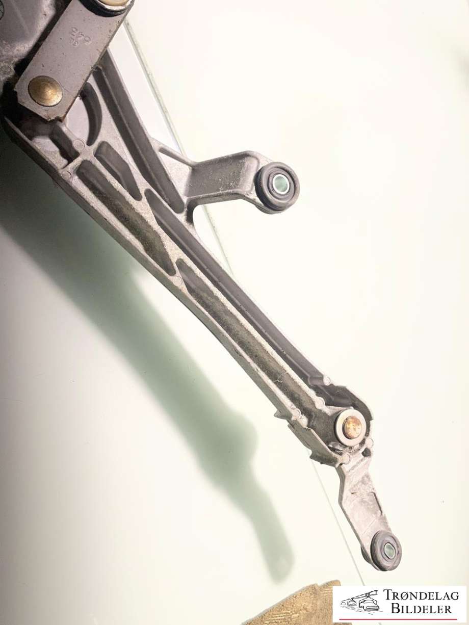 Viskermotor frontrute komplett m/overføring til Lexus RX 2009-2015 (Type III) (AL10) (AL10) (8515048190|8511048200|)