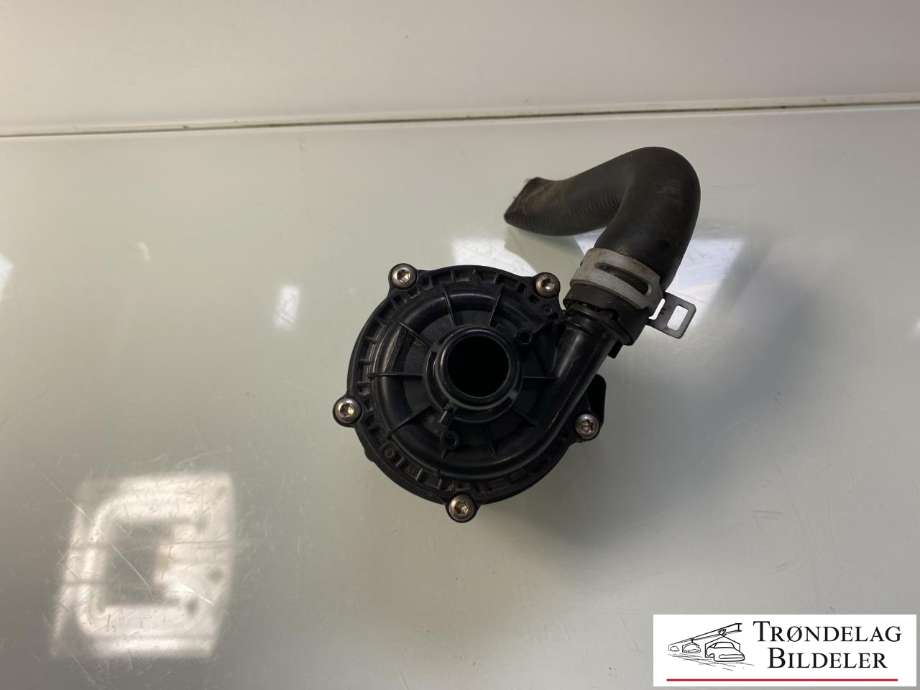 Vannpumpe til Volvo XC40 2018-2024  (32222737|)