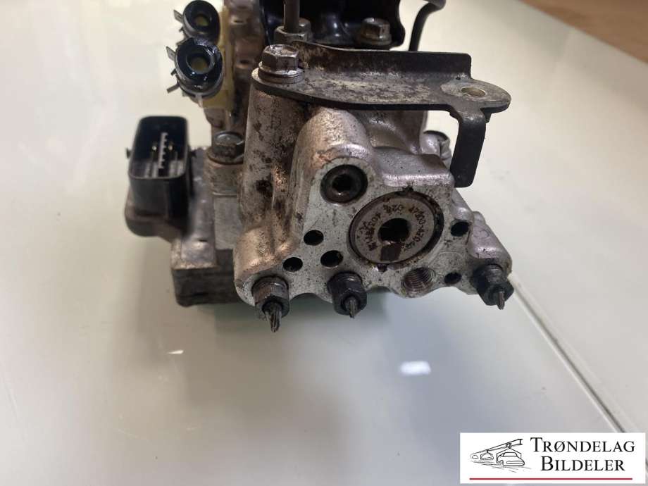 ABS sentral til Toyota Auris 2013-2015 (Type II, Fase 1)  (4705012050|)