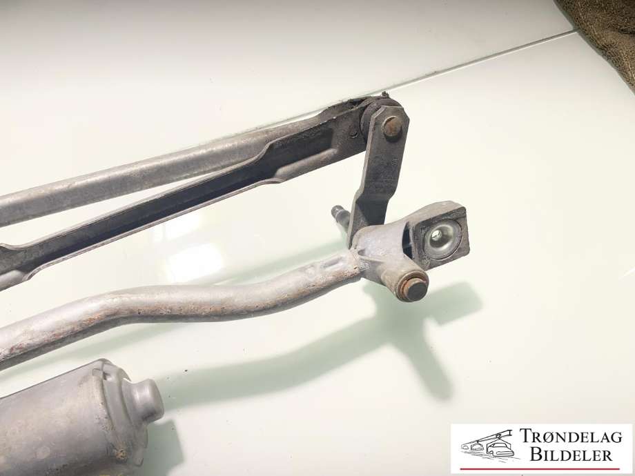 Viskermotor frontrute komplett m/overføring til Volvo V60 2010-2013 (Type I, Fase 1)  (30753493|1397220628|3397021173)