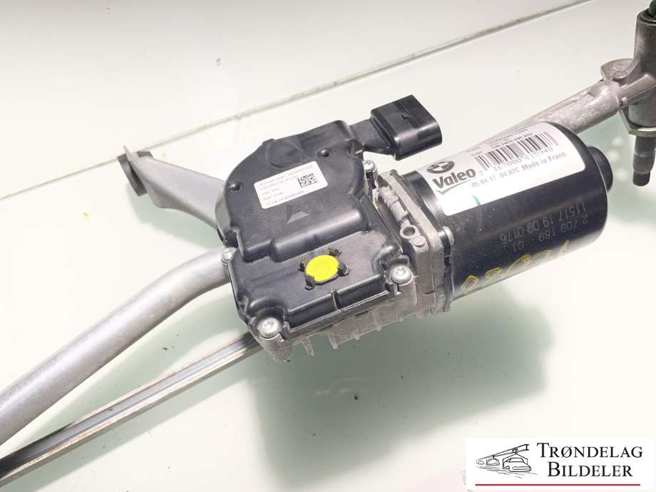 Viskermotor frontrute komplett m/overføring til BMW 5-Serie 2017-->> (G30/G31) (G30/G31) (61 61 2 709 189|61 61 9 851 351|)