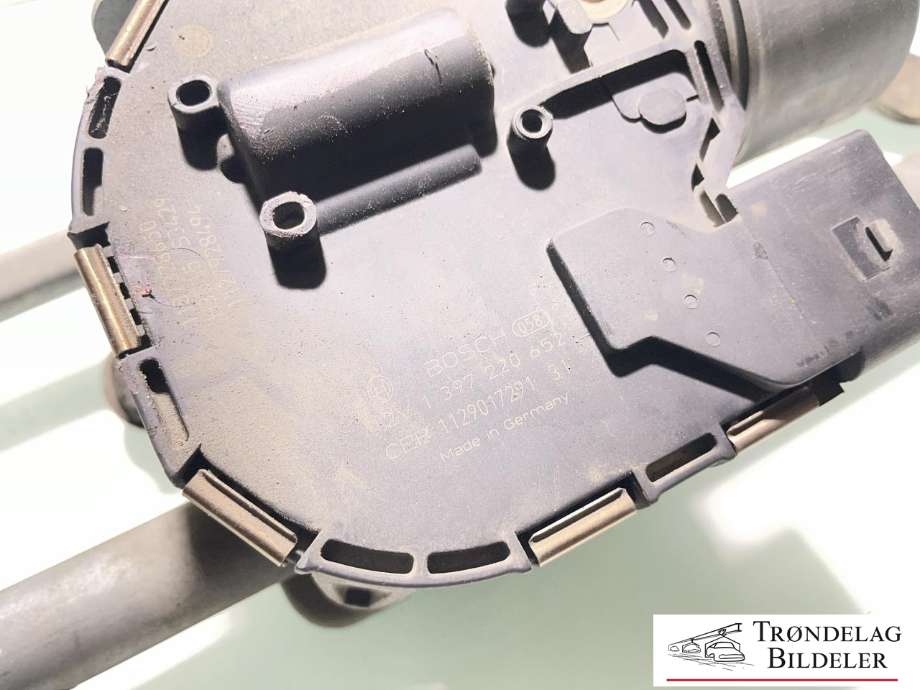 Viskermotor frontrute komplett m/overføring til VW Golf VI 2008-2012 (5K1955601|1Q1955119B|1Q1955119C|1K1955119E|)