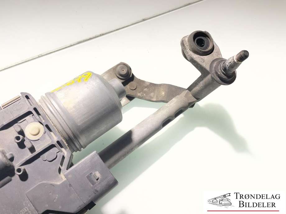Viskermotor frontrute komplett m/overføring til VW Golf VI 2008-2012 (5K1955601|1Q1955119B|1Q1955119C|1K1955119E|)