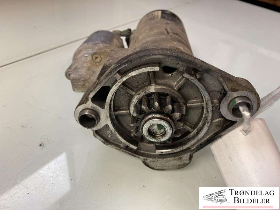 Starter diesel til VW Amarok 2010-2016 (Type I, Fase 1)  (2H0911023F|2H0911023FX|2H0911023N|311279122|2H0911023|A 906 906 00 26|2H0 911 023 A|2H0 911 023 AX|2H0 911 023 H|2H0 911 023 HX|2H0 911 023 K|2H0 911 023 KX|0986026450|25-4258|LRS02586)