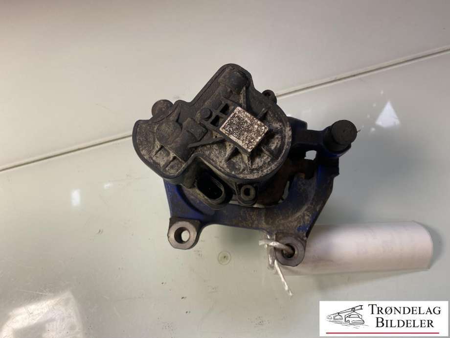 Bremsecaliper venstre bak, elektrisk til VW Passat 2015-2019 (Fase 1) (B8) (B8) (3Q0 615 423 B|3Q0 615 425|5G0 615 425    SQ5|300X12MM|)