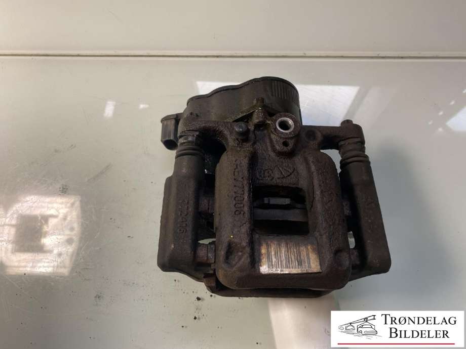 Bremsecaliper venstre bak, elektrisk til Peugeot Partner 2019-->> (Type III)  (1608998880|1651758180|1608999080|1608999280|)