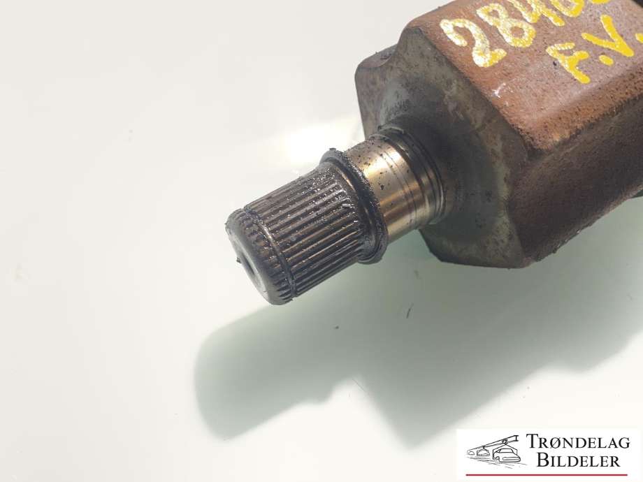 Drivaksel høyre foran, diesel/automat til VW Tiguan 2011-2016 (Type I, Fase 2) (5N0 407 766 D|5WA 407 272 R|)