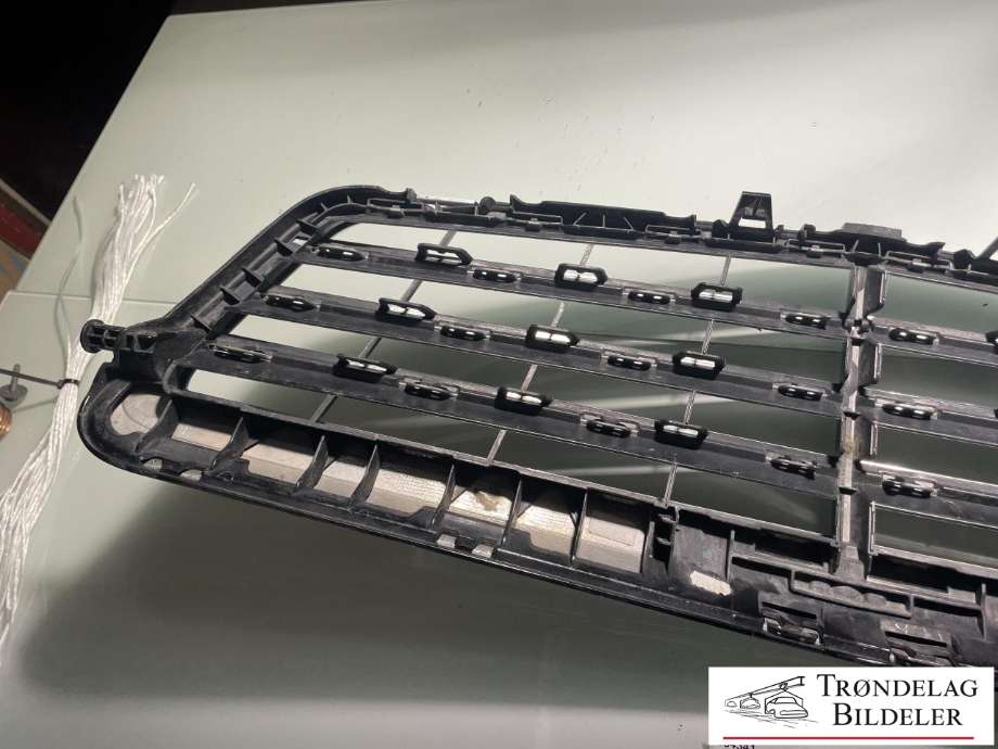 Grill til Mercedes E-Klasse 2009-2013 (Fase 1) (W212) (W212) (A21288010839040|)