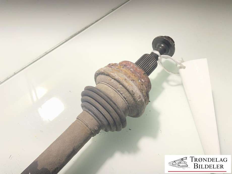 Drivaksel venstre bak, diesel/automat til VW Tiguan 2011-2016 (Type I, Fase 2) (1K0 501 203 F|)