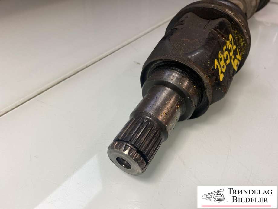 Drivaksel venstre foran, diesel/manuell til Toyota Avensis 2009-2015 (Type III, Fase 1) (43420-42200|DA51L|4342042201|43420-05430|43420-05431)