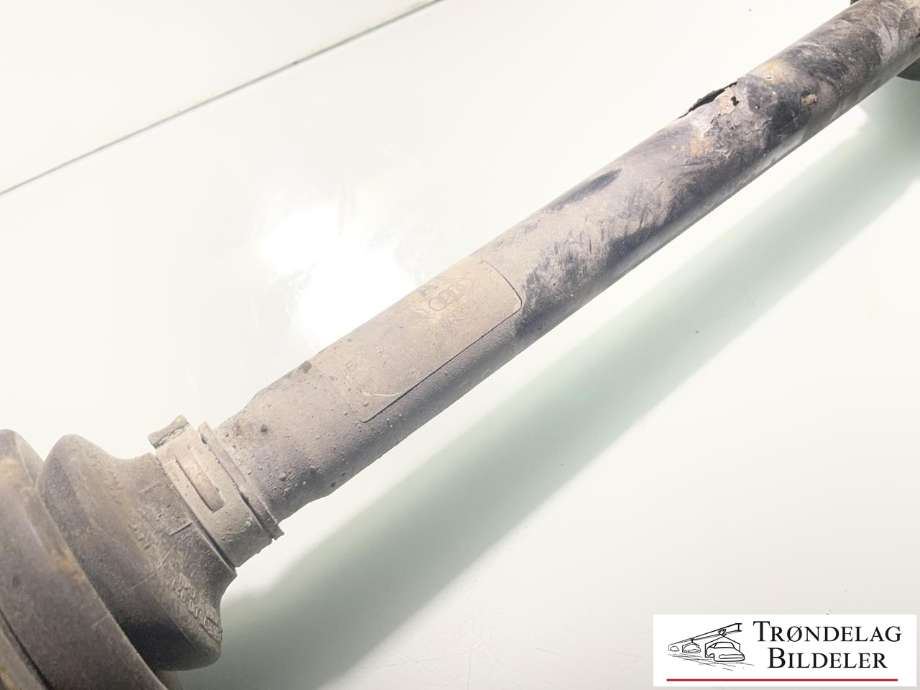 Drivaksel høyre foran, diesel/manuell til Audi A4 2004-2008 (Type III) (B7) (B7) (8E0 407 272 AT|)