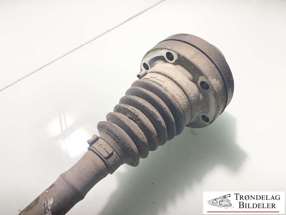 Drivaksel høyre foran, diesel/manuell til VW Amarok 2010-2016 (Type I, Fase 1)  (2H0 407 271 D|)