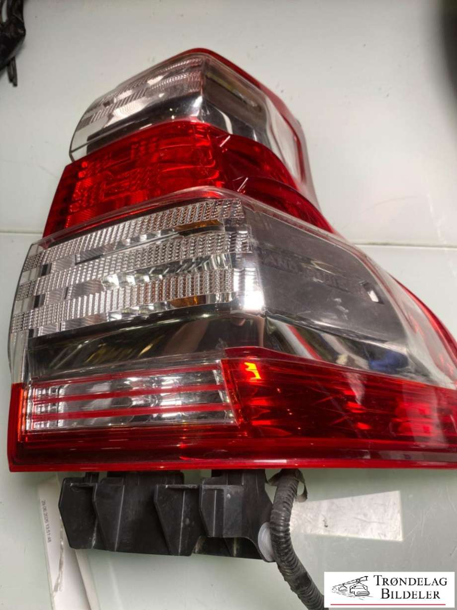 Baklykt høyre til Toyota Land Cruiser 150, 2014-->> (Fase 2)  