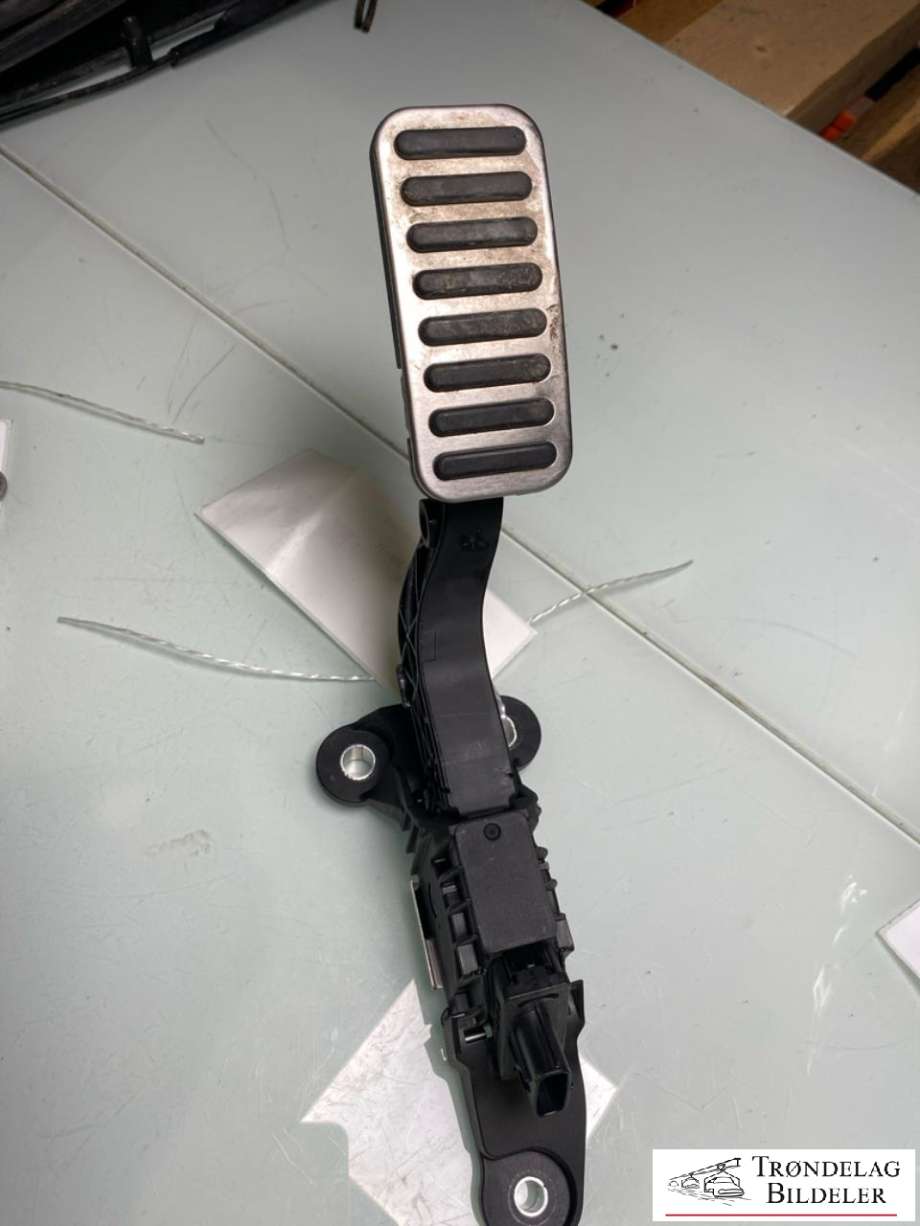 Pedal gass til Hyundai Kona, 2017-2021 (Type I, Fase 1)  (32700H8100)