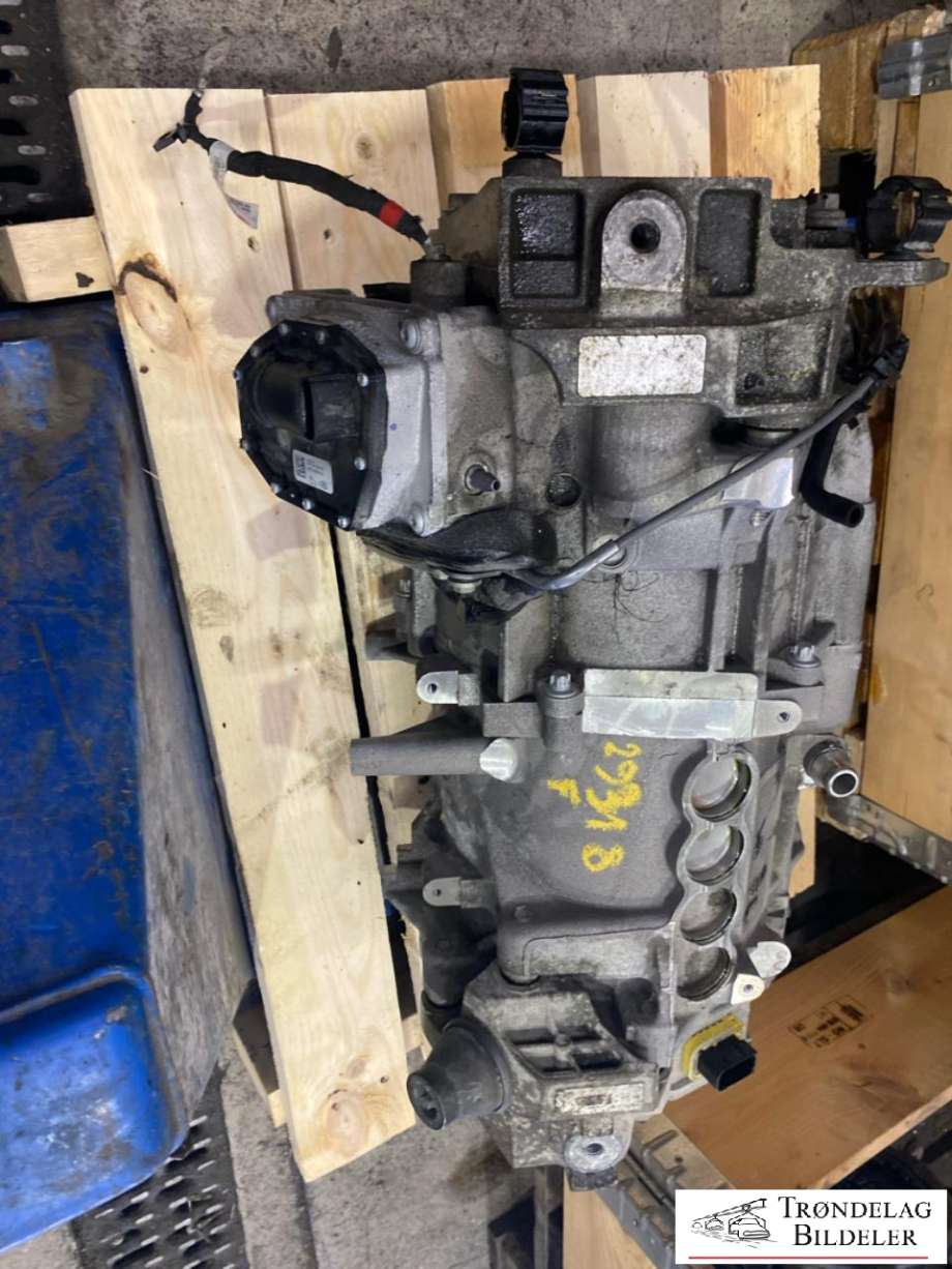 Motor elbil foran til Jaguar I-PACE 2018-->> (T4K15394 |J9D375762AJ|T4K20798 |J9D375762AP|)