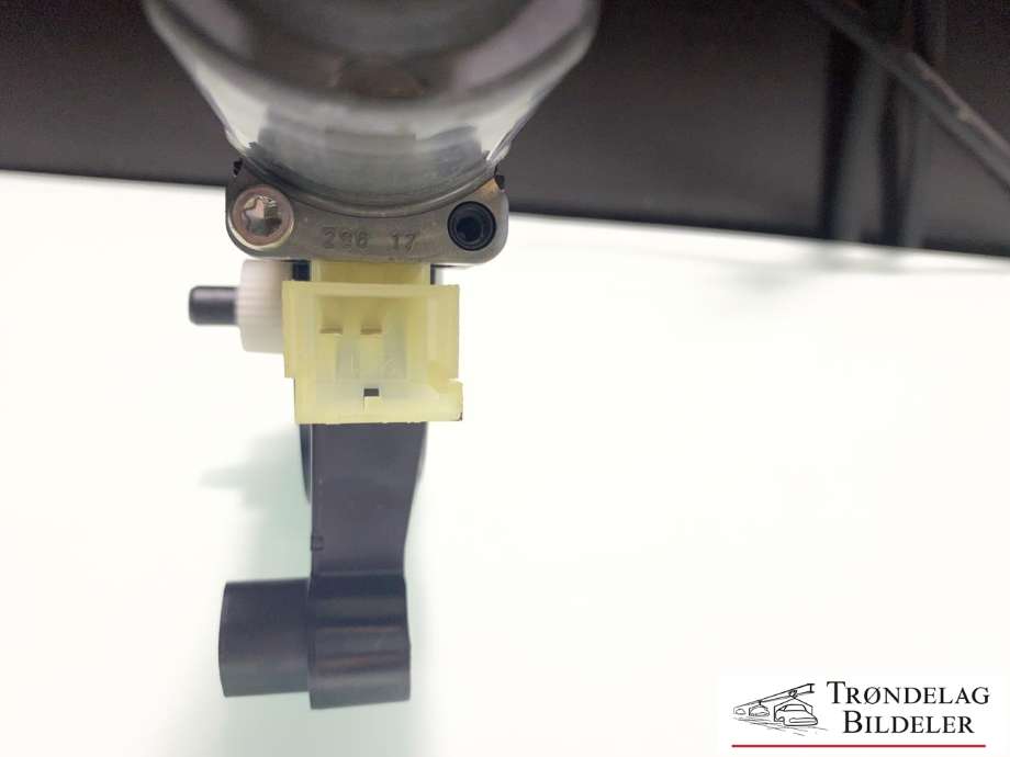 Ruteheis, kun motor, venstre bak til Audi A3 2016-2020 (Type III, Fase 2)  (5Q0 959 801|)