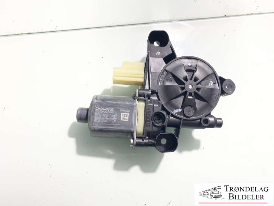 Ruteheis, kun motor, venstre foran til Mercedes EQC 2019-->> (A0009065806|A0009062910|)