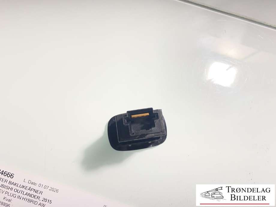 Bryter baklukeåpner til Mitsubishi Outlander 2015-->> (Type III, Fase 2)  (8616A009|)
